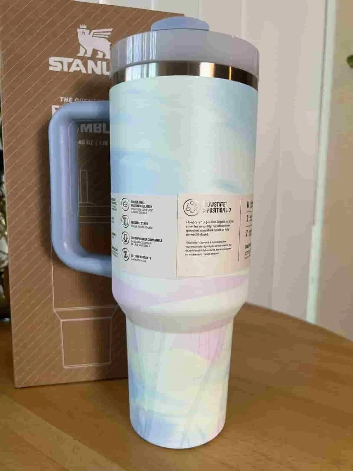 The Clean Slate Quencher H2.0 FlowState Tumbler | 40oz Serene Brushstrokes